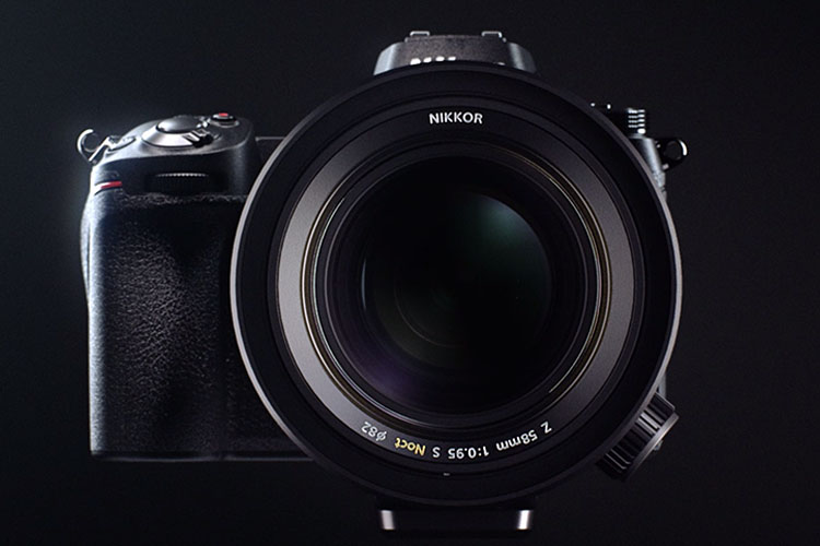 Nikkor Z 58 mm F0.95 S Noct, Objetivo fijo enfoque manual